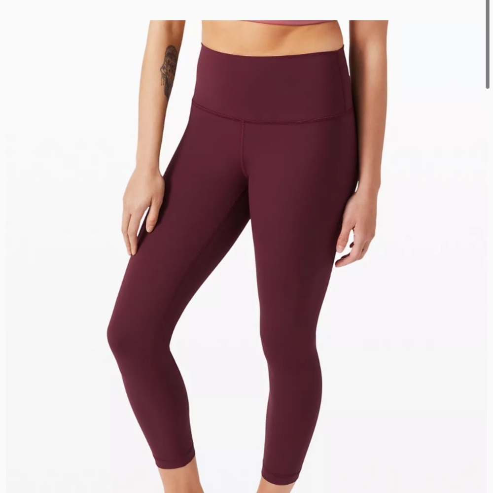 Lululemon wunder under crop leggings (maroon 6)